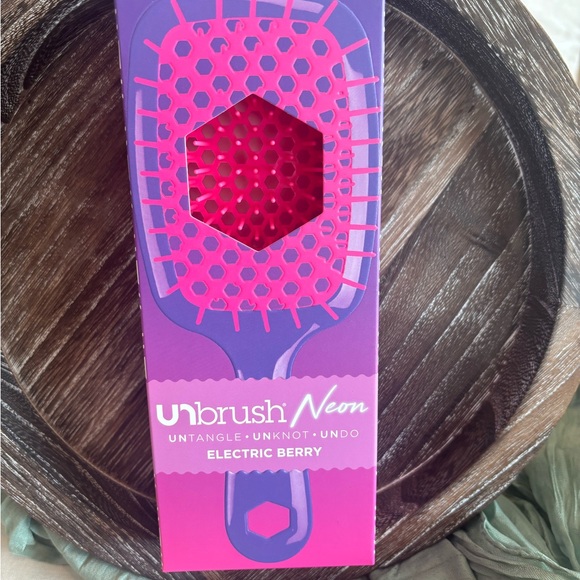 FHI Heat UNBrush Detangling Brush Set • 2 Piece • Hair Brush • Detangle Brush - Picture 2 of 6